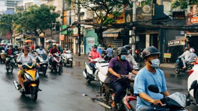 Melangkah dengan Aman: Tips Keselamatan Berkendara Motor untuk Setiap Pengendara