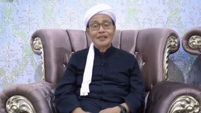 Kiai Mutawakkil Mengajak Para Umat Islam Tabaruk Dalam Acara Haul Kiai Sepuh Genggong