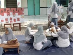 Dispersip Probolinggo Layani Perpus Keliling di SMA Nurul Jadid