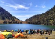 Ranu Kumbolo: Keindahan Alam Tersembunyi di Lereng Semeru