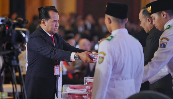 Jelang HUT RI, Pemkot Probolinggo Terima Bendera Pusaka dari BPIP