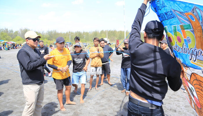 Warga Pilang Probolinggo Gelar Festival Gir Sereng di Acara Hari Jadi Kota