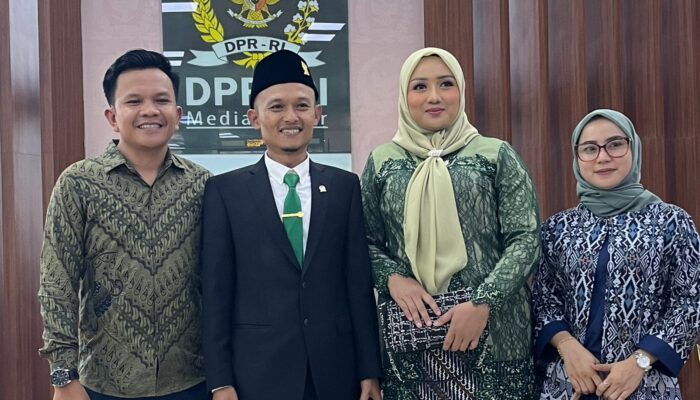 Kaisar Abu Hanifah Dari Aktivis Mahasiswa Menjadi Anggota Legislatif