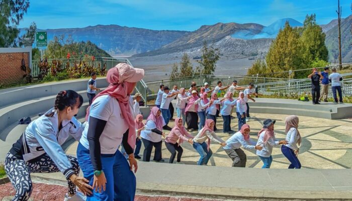 Membangun Kebersamaan di Tengah Keindahan Alam, Disporapar Probolinggo Gelar Sport Gathering