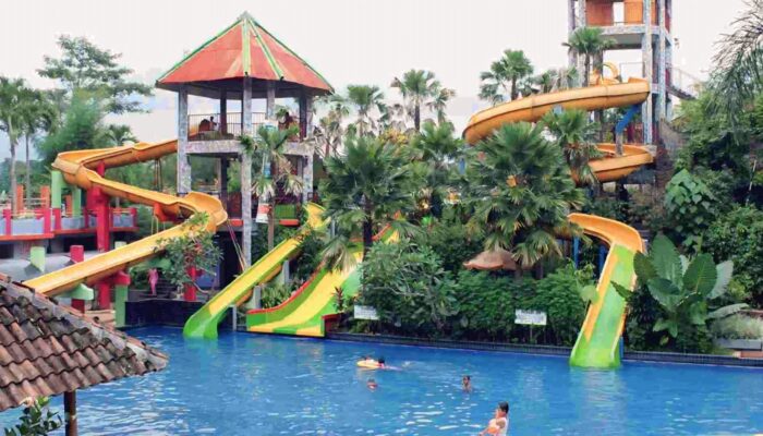 Tiara Jember Park Waterboom, Wisata Air Ramah Keluarga di Jember