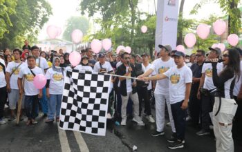 Menuju Pilkada Bersih, Bawaslu Kota Probolinggo Adakan Giat Jalan Sehat