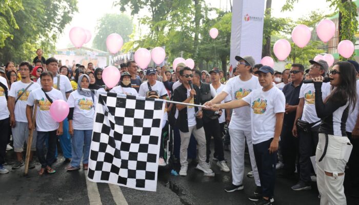 Menuju Pilkada Bersih, Bawaslu Kota Probolinggo Adakan Giat Jalan Sehat